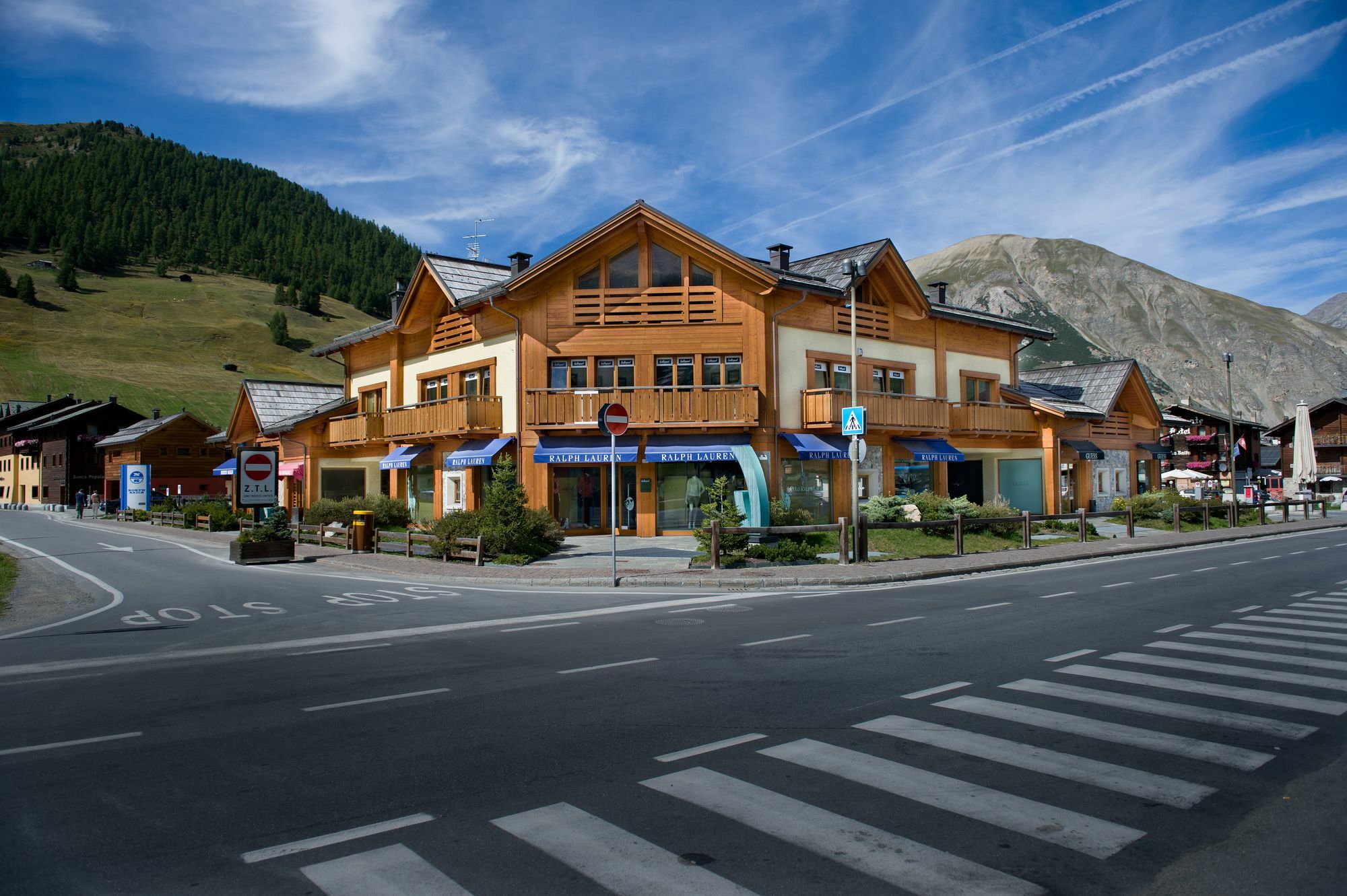 Apartment Isola
