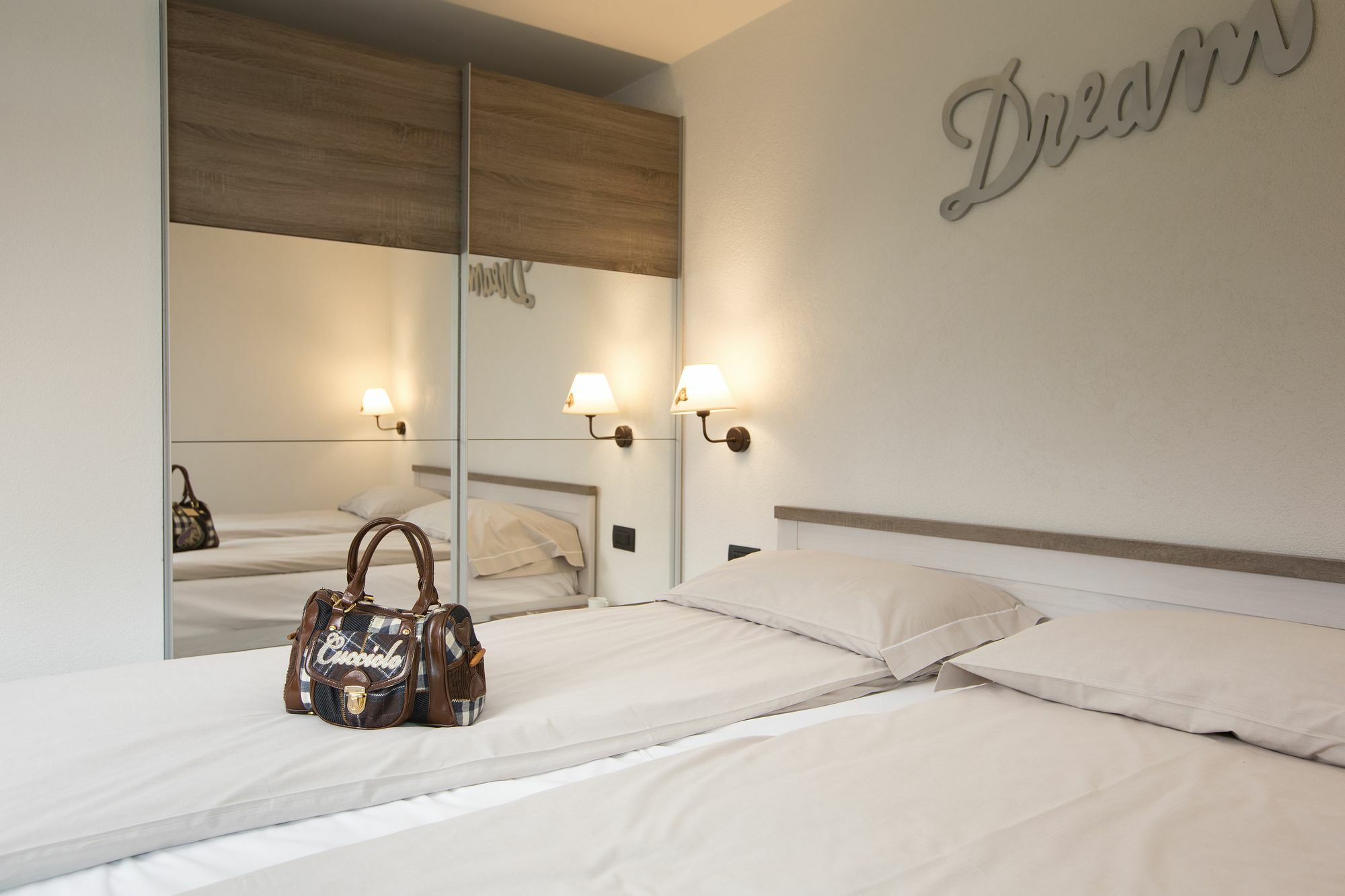 Apartment Isola